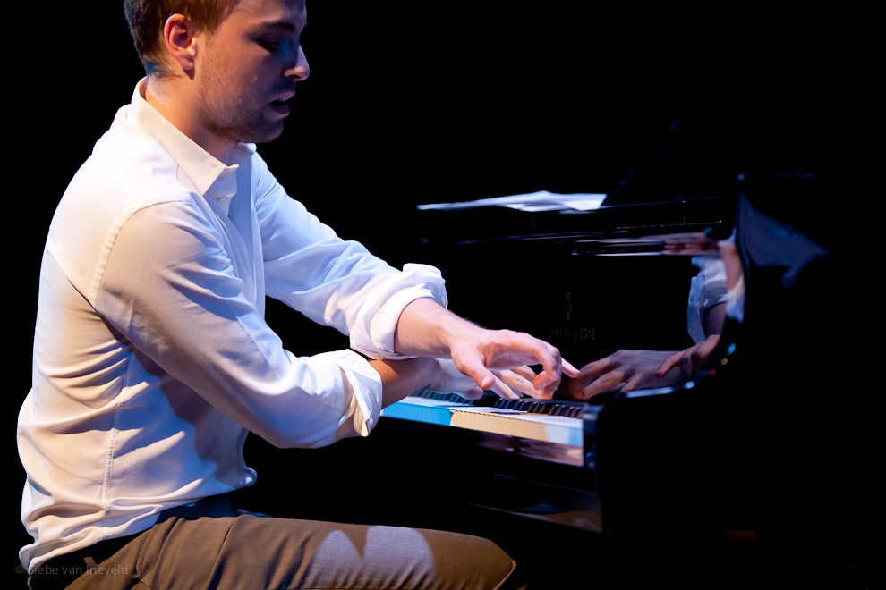 Pianist Gideon van Gelder with his sextet performing at the Bimhuis Amsterdam.